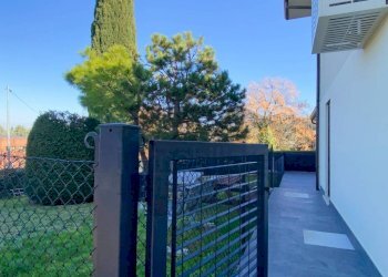 Cortile interno - Villa via Brocchi, 73, Verucchio - foto 2