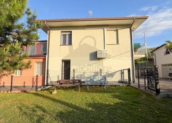 Facciata - Villa via Brocchi, 73, Verucchio - photo 2