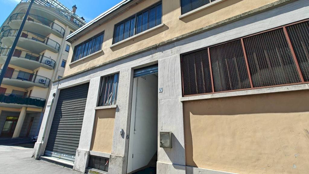 Facciata - Ufficio via Ternengo, 23, Torino (zona Barriera Milano) - foto 2