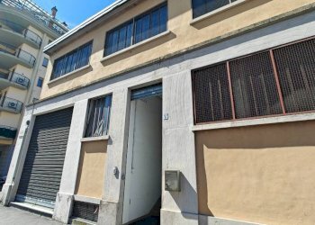 Facciata - Ufficio via Ternengo, 23, Torino (zona Barriera Milano) - foto 2