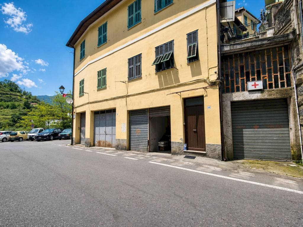 Facciata - Magazzino via Pianata, Ceriana - foto 1