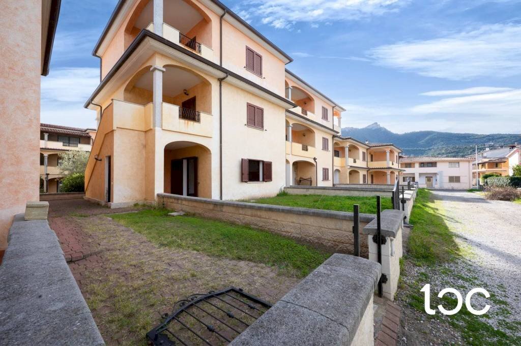 Facciata - Three-room apartment Torpè - photo 2