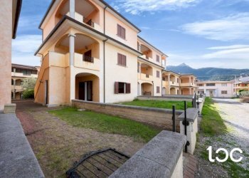 Facciata - Three-room apartment Torpè - photo 2