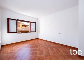 Camera da letto - Three-room apartment Torpè - photo 9