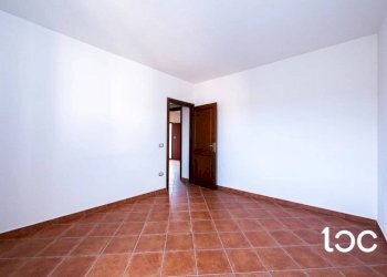 Camera da letto - Three-room apartment Torpè - photo 8
