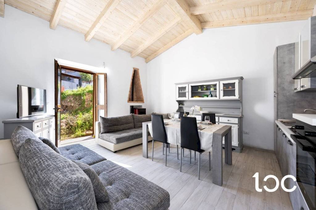 Salone - Independent house Budoni - photo 1