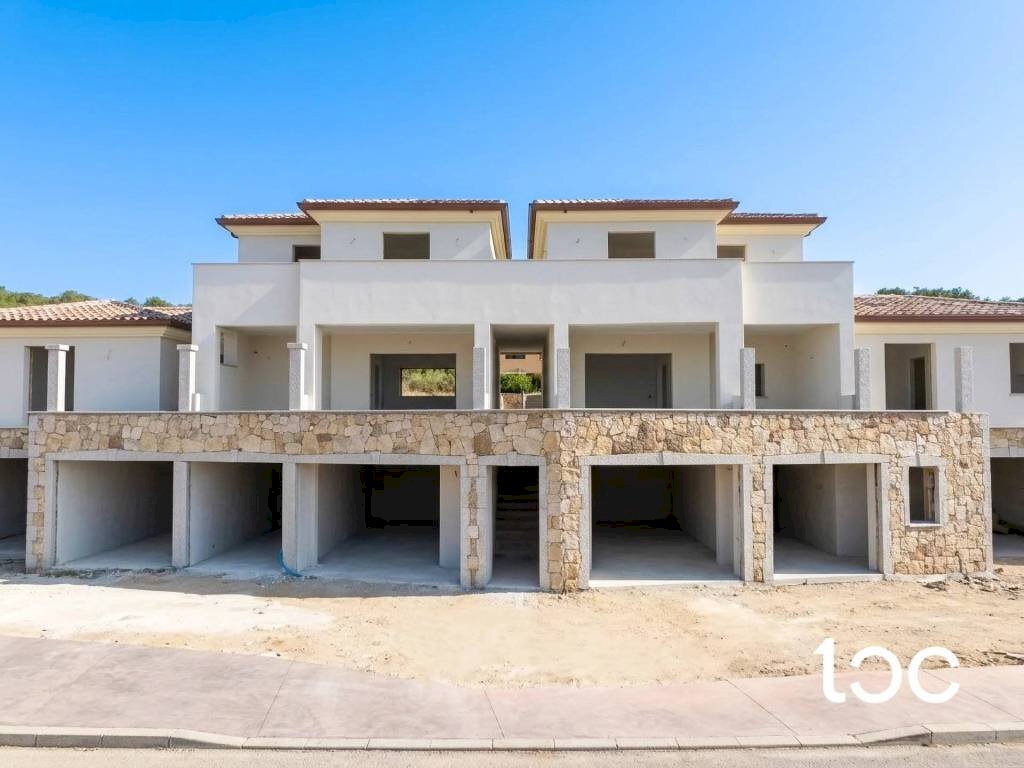 Facciata - Villa a Schiera San Teodoro - foto 1