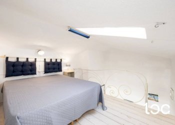 Camera da letto - Three-room apartment Orosei - photo 10
