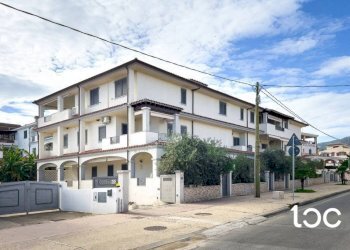 Zona - Three-room apartment Orosei - photo 4