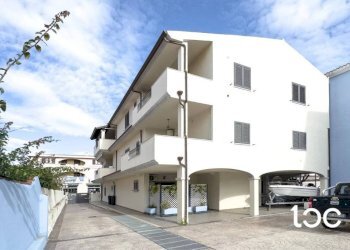 Facciata - Three-room apartment Orosei - photo 5