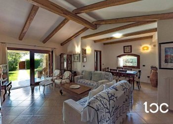 Salone - Villa Loiri Porto San Paolo - foto 8