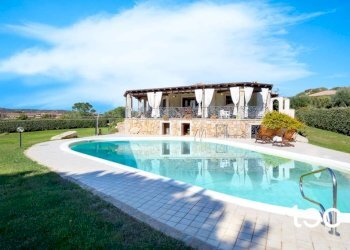 Piscina - Villa San Teodoro - foto 1