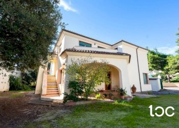 Facciata - Villa Orosei - foto 2