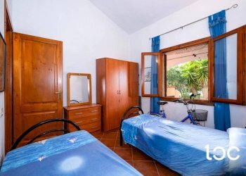 Camera da letto - Villa a Schiera San Teodoro - foto 12