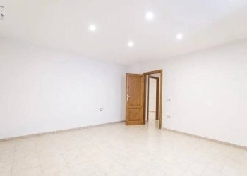Three-room apartment Budoni - photo 8
