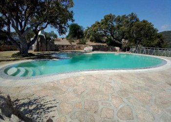 Piscina - Villa Budoni - foto 9