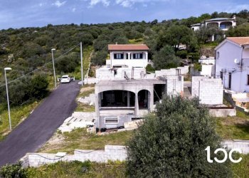 Zona - Villa a Schiera Posada - foto 4