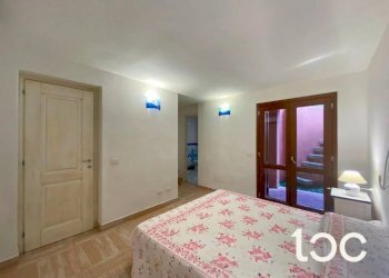 Camera da letto - Villa a Schiera San Teodoro - foto 10