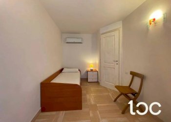 Camera da letto - Villa a Schiera San Teodoro - foto 12