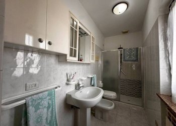 Bagno - Bilocale via Trieste, 5, Lonate Pozzolo - foto 15