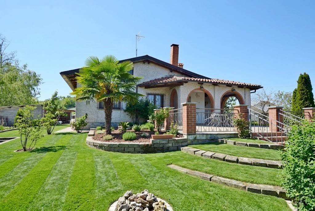 Giardino - Villa strada degli Zanoni, Mondovì - foto 3