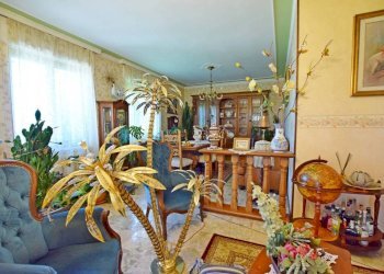 Salone - Villa strada degli Zanoni, Mondovì - foto 11