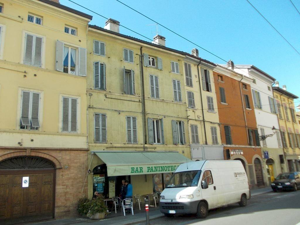 Facciata - Bilocale strada Nino Bixio, 123, Parma (zona Oltretorrente) - foto 1