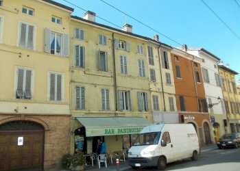 Facciata - Bilocale strada Nino Bixio, 123, Parma (zona Oltretorrente) - foto 1