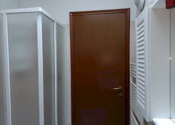 Bagno - Two-room apartment strada Nino Bixio, 123, Parma (neighborhood Oltretorrente) - photo 12