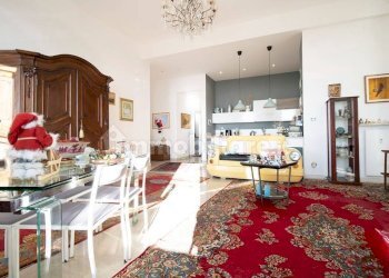 Salone - Quadrilocale piazza Daniele Manin, Genova (zona Castelletto) - foto 3