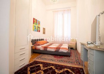 Camera da letto - Quadrilocale piazza Daniele Manin, Genova (zona Castelletto) - foto 8