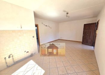 Box auto - Three-room apartment via dei Colli, Signa - photo 4