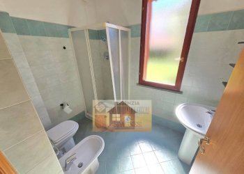 Bagno - Three-room apartment via dei Colli, Signa - photo 15