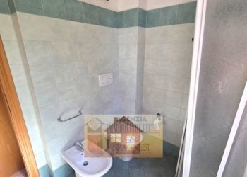Bagno - Three-room apartment via dei Colli, Signa - photo 16