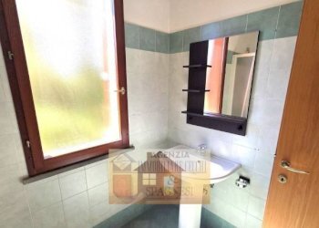Bagno - Three-room apartment via dei Colli, Signa - photo 17