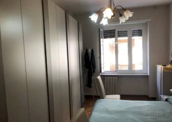 Camera da letto - Four-room apartment via Montezemolo, 16, Torino (neighborhood Santa Rita) - photo 8