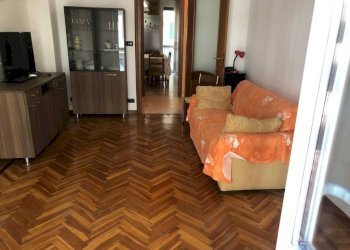 Camera da letto - Four-room apartment via Montezemolo, 16, Torino (neighborhood Santa Rita) - photo 14