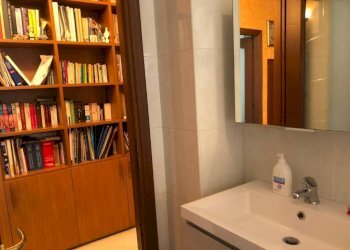 Bagno - Four-room apartment via Montezemolo, 16, Torino (neighborhood Santa Rita) - photo 29