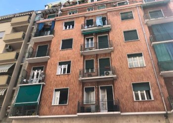 Facciata - Four-room apartment via Montezemolo, 16, Torino (neighborhood Santa Rita) - photo 31