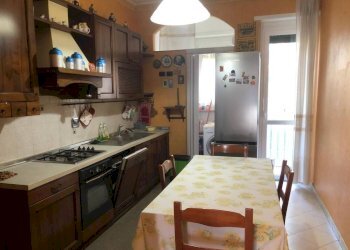 Cucina - Quadrilocale via Montezemolo, 16, Torino (zona Santa Rita) - foto 2