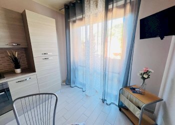 Foto 9 - Bilocale piazza Rossini
 
12, San Bartolomeo al Mare - foto 9