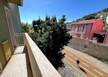 Foto 10 - Bilocale piazza Rossini
 
12, San Bartolomeo al Mare - foto 10