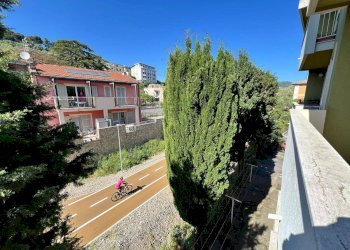 Foto 12 - Bilocale piazza Rossini
 
12, San Bartolomeo al Mare - foto 12