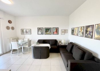 Salone - Trilocale via Alba, 34, Monforte d'Alba - foto 7