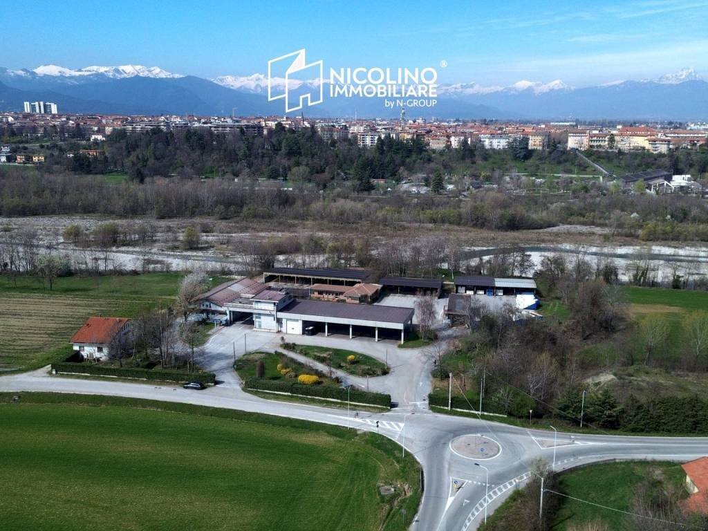 Vista - Capannone via Bisalta, 60, frazione Madonna Delle Grazie, Cuneo - foto 1