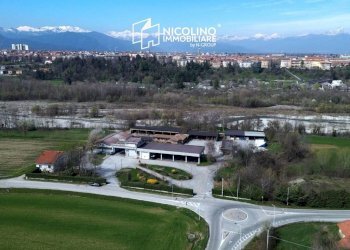 Vista - Capannone via Bisalta, 60, frazione Madonna Delle Grazie, Cuneo - foto 1