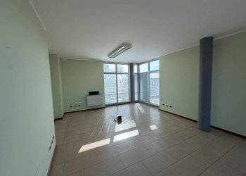 Ufficio - Capannone via Bisalta, 60, frazione Madonna Delle Grazie, Cuneo - foto 47