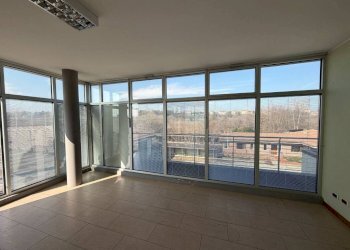 Ufficio - Capannone via Bisalta, 60, frazione Madonna Delle Grazie, Cuneo - foto 48