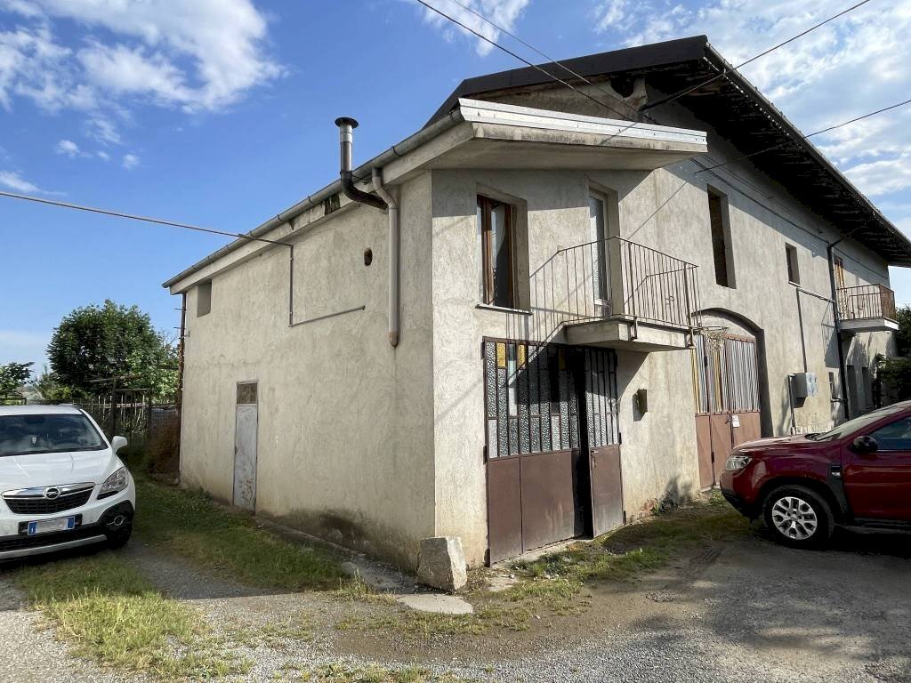 Facciata - Warehouse via Giovanni Trimaglio, Busca - photo 2