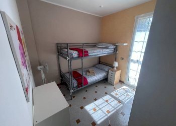 Camera da letto - Villa strada Ciosa, 55, Imperia - photo 31
